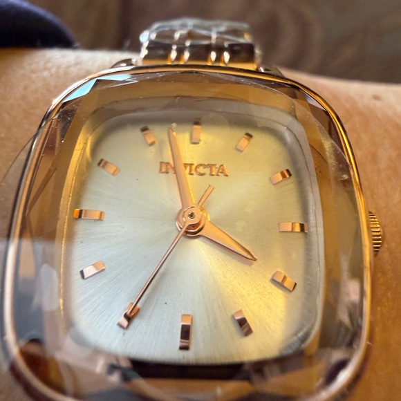 Petite Invicta Wildflower Series Rose Gold 23mm Women’s Watch - Picture 6 of 11